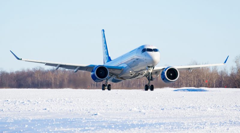 Cs300 de Bombardier au décollage