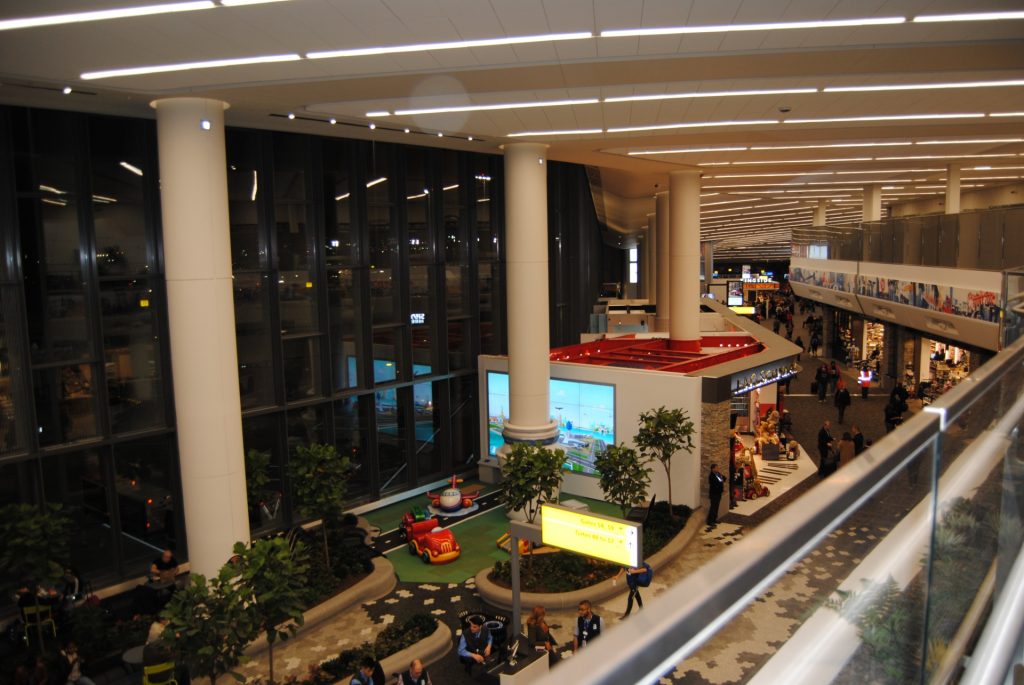 LaGuardia new Terminal B 