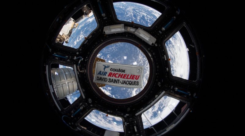 A picture of Air Richelieu college's badge in the ISS