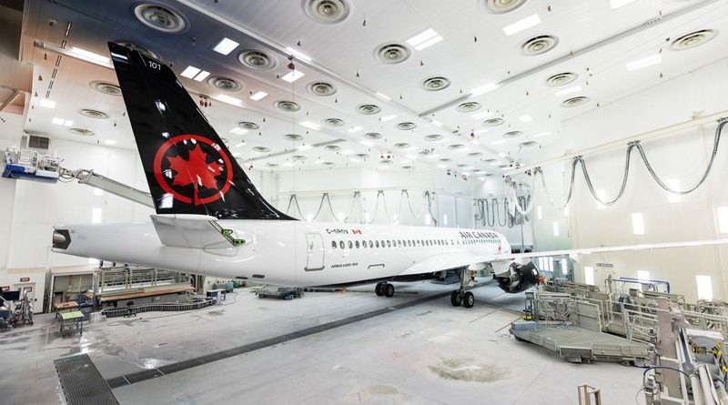 Airbus A220-300 Air Canada