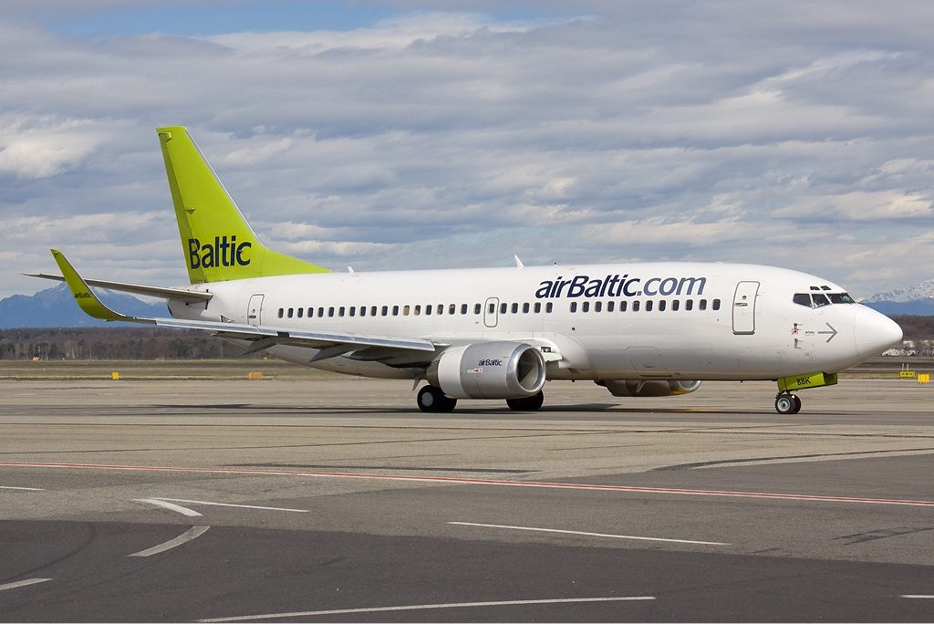 Air Baltic's B737-300 in Riga